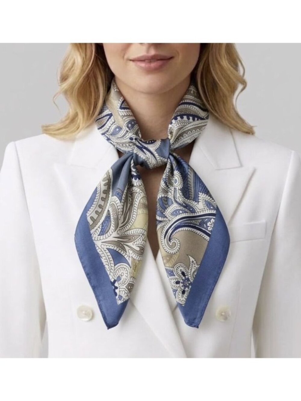 ⭐Elegant Bandana Square Scarf Silky Satin Soft Blue Silver Versatile Paisley